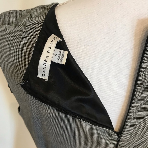 Sandra Darren beautiful fitted dress size 8 - Picture 5 of 5